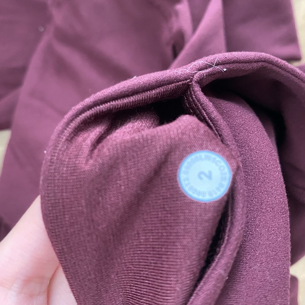 Lululemon Align Joggers 28” - Picture 7 of 7